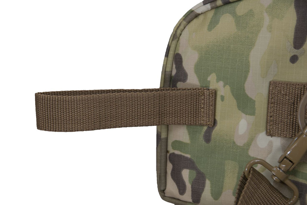 Closeup of pull handle / hanging hook.