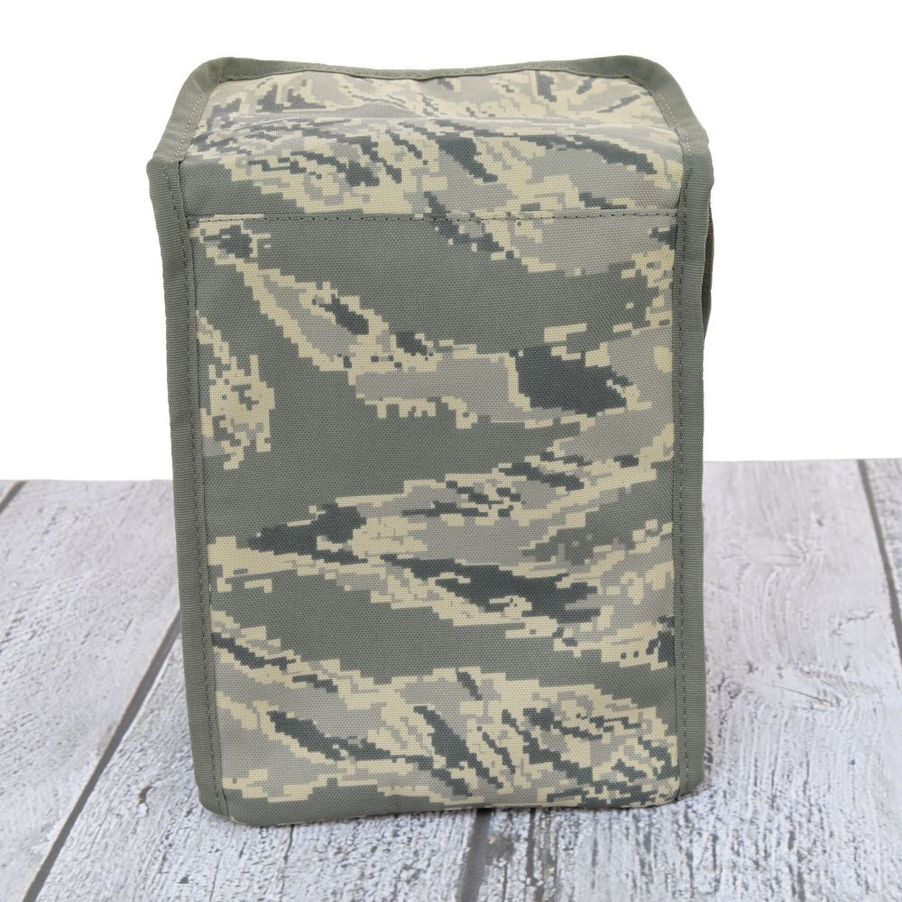 Lunch Bag in ABU back side.