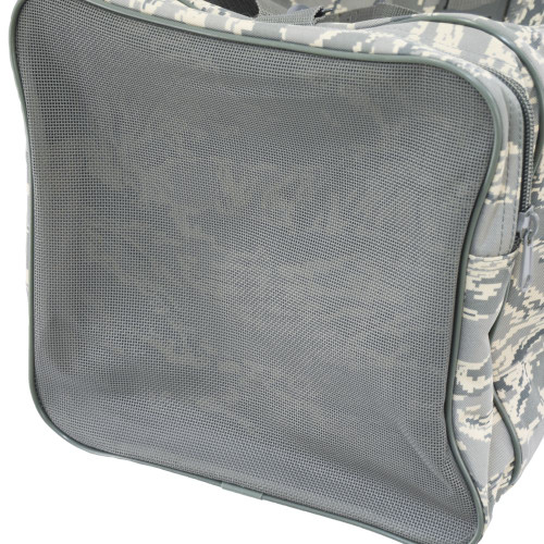 Mesh end pocket for damp items.